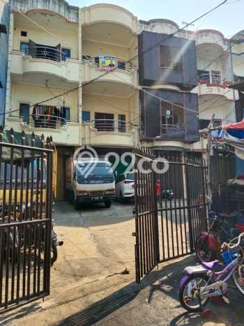 Ruko untuk Disewa di Pusat Jakarta Barat Luas Bangunan 180m2 Ruko untuk Disewa di Pusat Jakarta Barat Luas Bangunan 180m2