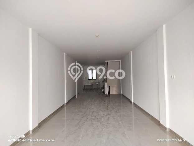 Ruko Dijual di Prime Area Jakarta Barat Luas 287m2 Ruko Dijual di Prime Area Jakarta Barat Luas 287m2