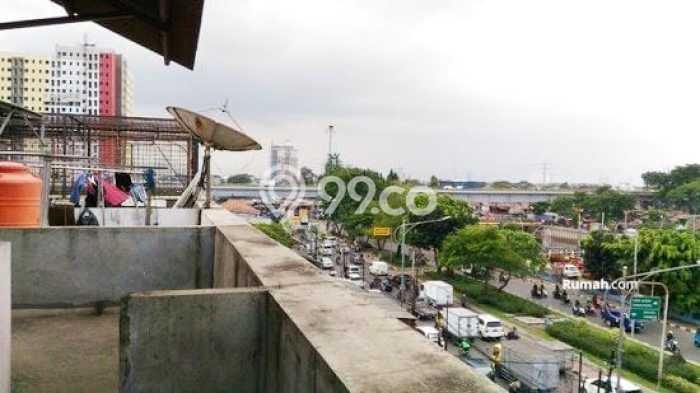 Ruko Disewa di Jakarta Barat dengan LB 460m2 Area Komersial Ramai Ruko Disewa di Jakarta Barat dengan LB 460m2 Area Komersial Ramai