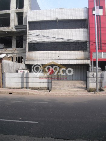 Ruko Dijual di Jakarta Barat LT 350m2 & LB 700m2 Lokasi Terbaik! Ruko Dijual di Jakarta Barat LT 350m2 & LB 700m2 Lokasi Terbaik!