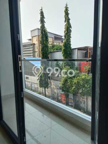 Ruko Dijual di Jakarta Barat LT 72m2 & LB 223m2 Lokasi Terbaik! Ruko Dijual di Jakarta Barat LT 72m2 & LB 223m2 Lokasi Terbaik!