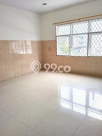 Rumah Elit Modern Tanpa Renovasi di Jelambar Jakarta Barat Rumah Elit Modern Tanpa Renovasi di Jelambar Jakarta Barat