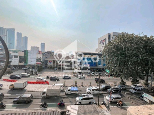 Ruko Dijual di Prime Area Jakarta Barat Luas 200m2 Ruko Dijual di Prime Area Jakarta Barat Luas 200m2