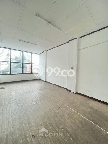 Disewakan Ruko di Kawasan Ramai Kedoya Selatan Luas 150m2 Disewakan Ruko di Kawasan Ramai Kedoya Selatan Luas 150m2