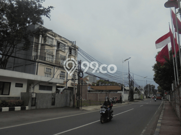 Ruko Bagus Dijual LB 812m2 Lokasi Strategis Jakarta Selatan Area Cocok untuk Berbisnis Ruko Bagus Dijual LB 812m2 Lokasi Strategis Jakarta Selatan Area Cocok untuk Berbisnis