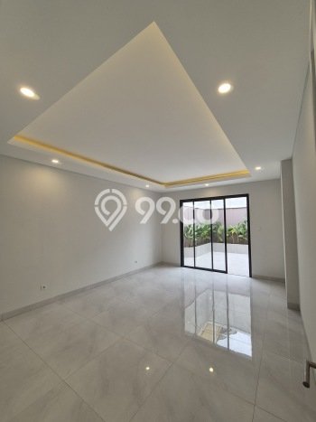 Hunian Elit LB 250m2 Siap Pakai Desain Elegan di Legenda Wisata, Bogor Hunian Elit LB 250m2 Siap Pakai Desain Elegan di Legenda Wisata, Bogor