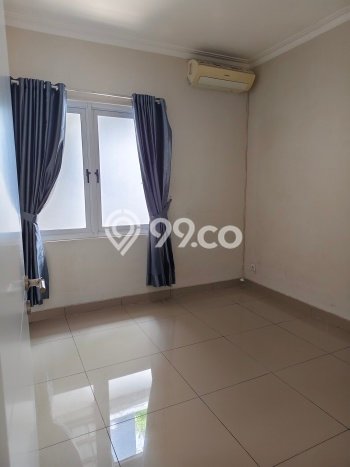 HUNIAN IMPIAN! Rumah di Kota Wisata, 4 KT, Bebas Banjir, LT 120m² LB 118m² HUNIAN IMPIAN! Rumah di Kota Wisata, 4 KT, Bebas Banjir, LT 120m² LB 118m²