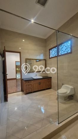 Rumah Elit Modern Siap Huni di Sentul Bogor Rumah Elit Modern Siap Huni di Sentul Bogor