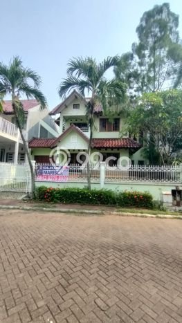 Dijual Rumah Luas Megah Dengan View Cantik di Cibubur, Bekasi Dijual Rumah Luas Megah Dengan View Cantik di Cibubur, Bekasi