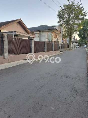 Dijual Rumah Luas Elegan Dengan View Eksklusif di Dago, Bandung Dijual Rumah Luas Elegan Dengan View Eksklusif di Dago, Bandung