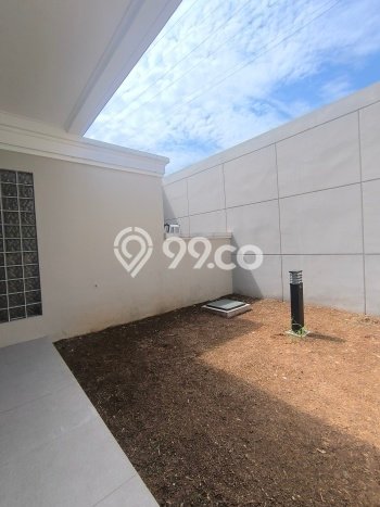 Ready to Use! Luxury House LT 160m2 Desain Modern di Terusan Buah Batu Ready to Use! Luxury House LT 160m2 Desain Modern di Terusan Buah Batu