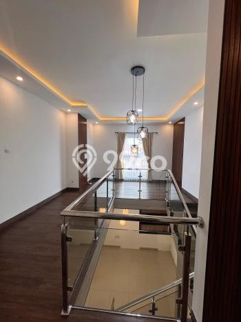 Dijual Rumah Eksklusif 3 KT di Sarijadi, Bandung Dijual Rumah Eksklusif 3 KT di Sarijadi, Bandung