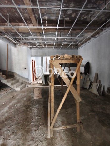 Rumah Eksklusif Siap Huni LT 126m2 di Batununggal, Bandung Rumah Eksklusif Siap Huni LT 126m2 di Batununggal, Bandung