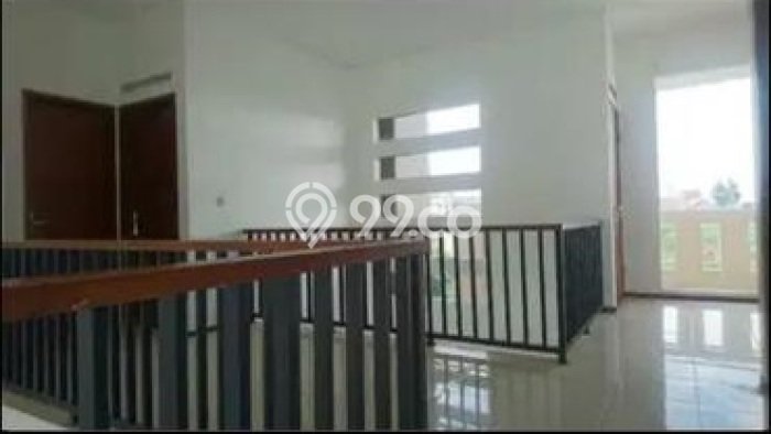 For Sale! Luxury House LT 251m2 Desain Modern di Setiabudi For Sale! Luxury House LT 251m2 Desain Modern di Setiabudi