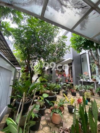 Rumah Mewah LB 550m2 Siap Huni Desain Elegan di Turangga, Bandung Rumah Mewah LB 550m2 Siap Huni Desain Elegan di Turangga, Bandung