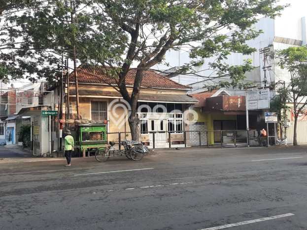 Komersial Disewakan Cepat di Genteng Surabaya LB 252m2 Komersial Disewakan Cepat di Genteng Surabaya LB 252m2