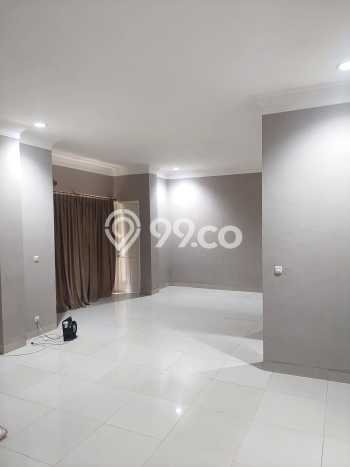 Rumah di Menteng, 6 KM, Design Modern, Luas 1000m2m² LB 700m2m² Rumah di Menteng, 6 KM, Design Modern, Luas 1000m2m² LB 700m2m²