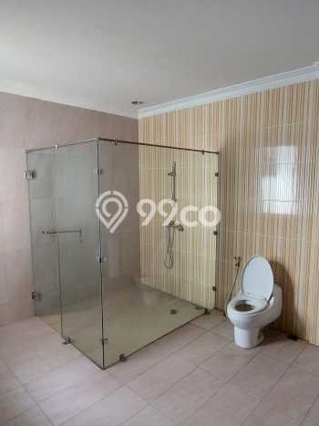 Rumah di Menteng, 6 KM, Design Modern, Luas 1000m2m² LB 700m2m² Rumah di Menteng, 6 KM, Design Modern, Luas 1000m2m² LB 700m2m²
