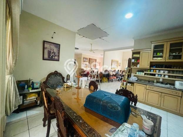 For Sale! Premium House LT 424m2 Desain Elegan di Rempoa For Sale! Premium House LT 424m2 Desain Elegan di Rempoa