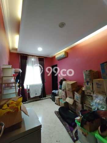 Rumah Mewah Siap Huni LT 240m2 di Pamulang, Tangerang Selatan Rumah Mewah Siap Huni LT 240m2 di Pamulang, Tangerang Selatan