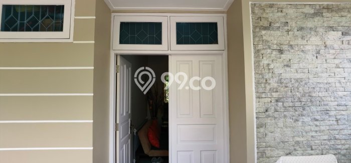 Ready to Use! Premium House LT 255m2 Desain Elegan di Puri Indah Ready to Use! Premium House LT 255m2 Desain Elegan di Puri Indah