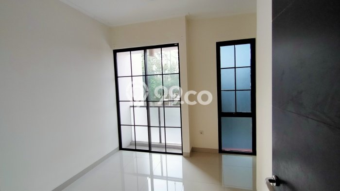 Jual Rumah Strategis Bagus Punya 2 KT di Pinang Tangerang - Jual Rumah Strategis Bagus Punya 2 KT di Pinang Tangerang -
