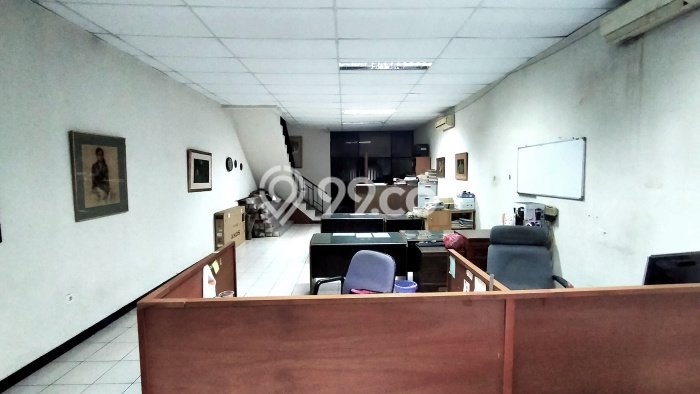Ruko Dijual di Jakarta Barat LT 100m2 & LB 225m2 Lokasi Terbaik! Ruko Dijual di Jakarta Barat LT 100m2 & LB 225m2 Lokasi Terbaik!