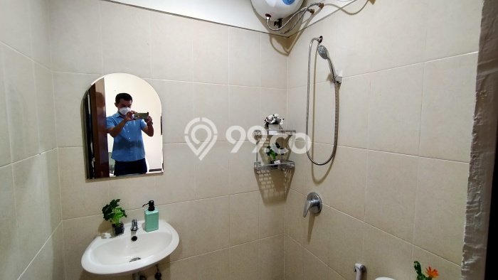 Rumah Mewah LB 402m2 Siap Huni Desain Elegan di Jelambar, Jakarta Barat Rumah Mewah LB 402m2 Siap Huni Desain Elegan di Jelambar, Jakarta Barat