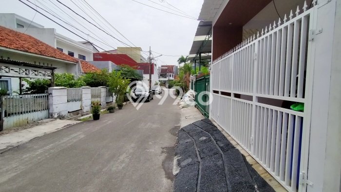Rumah Mewah LB 402m2 Siap Huni Desain Elegan di Jelambar, Jakarta Barat Rumah Mewah LB 402m2 Siap Huni Desain Elegan di Jelambar, Jakarta Barat