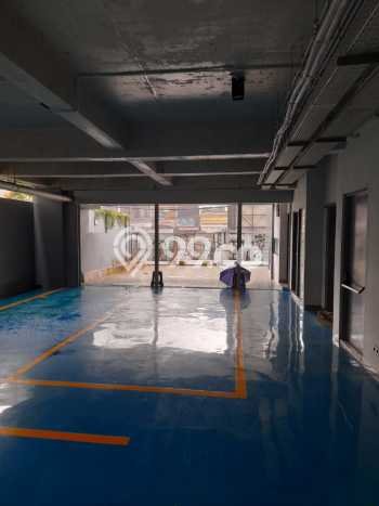 Unit Ruko Dijual di Jakarta Selatan LT 300m2 & LB 1465m2 Unit Ruko Dijual di Jakarta Selatan LT 300m2 & LB 1465m2