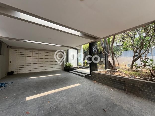 Dijual Cepat Rumah 5 KT 6 KM di Graha, Surabaya Dijual Cepat Rumah 5 KT 6 KM di Graha, Surabaya