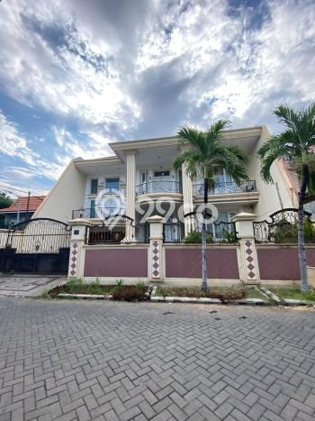 Rumah Eksklusif Siap Huni LT 692m2 di Mulyorejo, Surabaya Rumah Eksklusif Siap Huni LT 692m2 di Mulyorejo, Surabaya