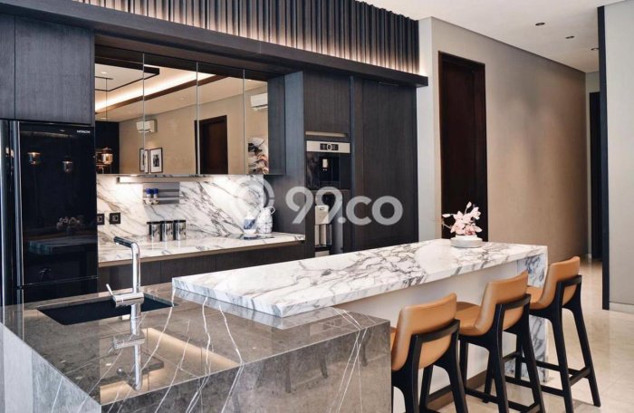 Dijual Rumah Mewah Megah Dengan View Cantik di Citraland, Surabaya Dijual Rumah Mewah Megah Dengan View Cantik di Citraland, Surabaya