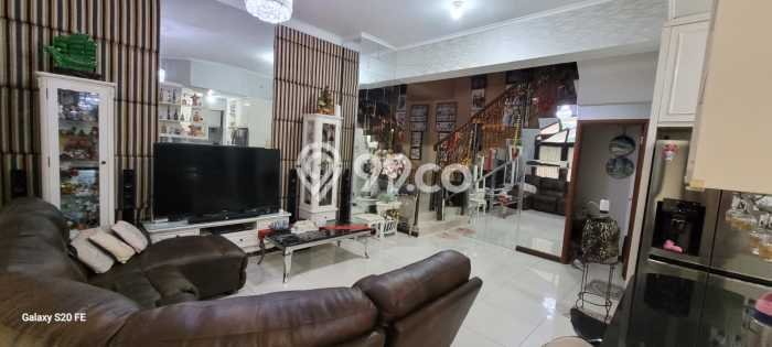 Dijual Apartemen 2 KT 3 KM di Wiyung Dijual Apartemen 2 KT 3 KM di Wiyung