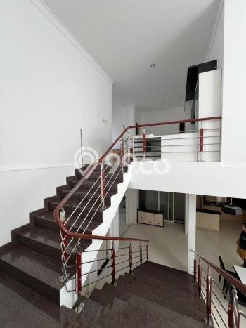 For Sale Rumah Mewah Exclusive di Sukolilo, Surabaya For Sale Rumah Mewah Exclusive di Sukolilo, Surabaya