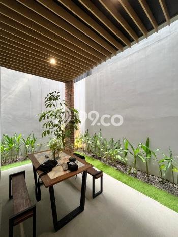 Rumah Elit LB 400m2 Siap Pakai Desain Elegan di BSD The Green, Tangerang Rumah Elit LB 400m2 Siap Pakai Desain Elegan di BSD The Green, Tangerang