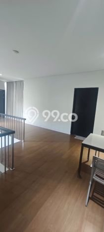 Rumah Mewah LB 500m2 Siap Huni Desain Elegan di Graha, Surabaya Rumah Mewah LB 500m2 Siap Huni Desain Elegan di Graha, Surabaya