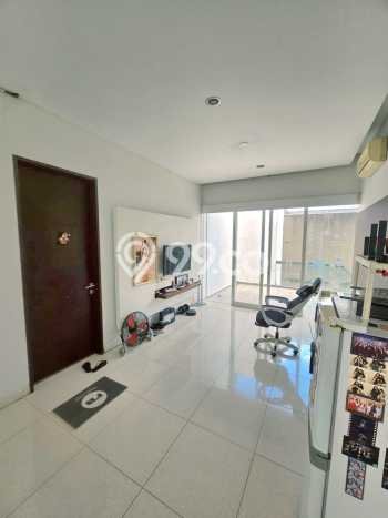 Rumah Eksklusif Siap Huni LT 270m2 di Wiyung, Surabaya Rumah Eksklusif Siap Huni LT 270m2 di Wiyung, Surabaya