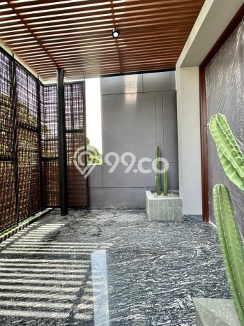 Jual Rumah Mewah Megah Dengan View Eksklusif di Citraland, Surabaya Jual Rumah Mewah Megah Dengan View Eksklusif di Citraland, Surabaya