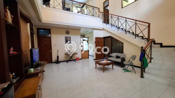 For Sale Rumah Elit Exclusive di Mulyorejo, Surabaya For Sale Rumah Elit Exclusive di Mulyorejo, Surabaya