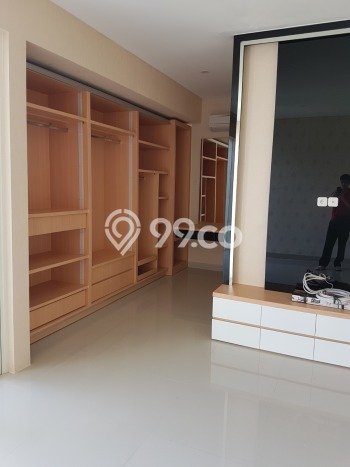 Rumah Elit Modern Siap Huni di Pakuwon City Surabaya Rumah Elit Modern Siap Huni di Pakuwon City Surabaya