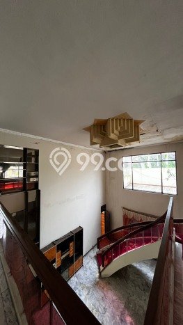 Rumah Elit Modern Tanpa Renovasi di kertajaya Surabaya Rumah Elit Modern Tanpa Renovasi di kertajaya Surabaya