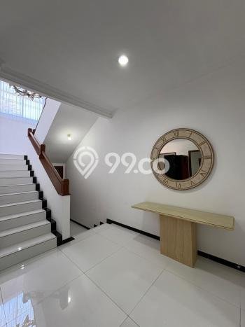 Ready to Use! Premium House LT 544m2 Desain Modern di Graha Ready to Use! Premium House LT 544m2 Desain Modern di Graha