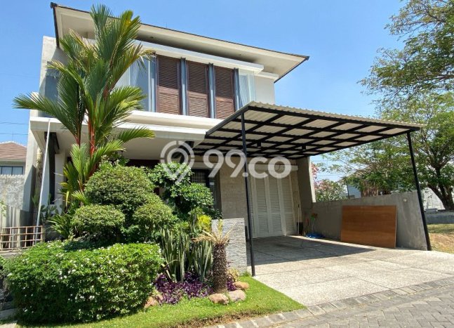 Rumah kawasan Lakarsantri, Surabaya, LT 200m2m² Bangunan 260m2m² Rumah kawasan Lakarsantri, Surabaya, LT 200m2m² Bangunan 260m2m²