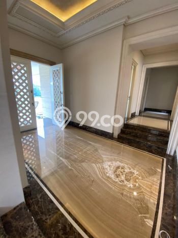 Jual Rumah Mewah Elegan Dengan View Cantik di Citraland, Surabaya Jual Rumah Mewah Elegan Dengan View Cantik di Citraland, Surabaya