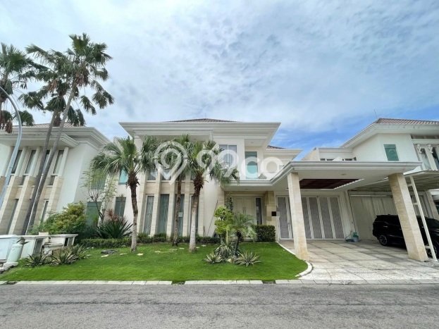 Dijual Rumah Mewah Megah Dengan View Eksklusif di Pakuwon Indah, Surabaya Dijual Rumah Mewah Megah Dengan View Eksklusif di Pakuwon Indah, Surabaya