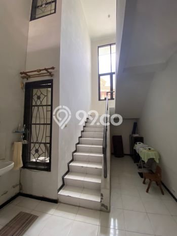 Rumah Minimalis 3 KT di Dharma Husada Surabaya Unfurnished Rumah Minimalis 3 KT di Dharma Husada Surabaya Unfurnished
