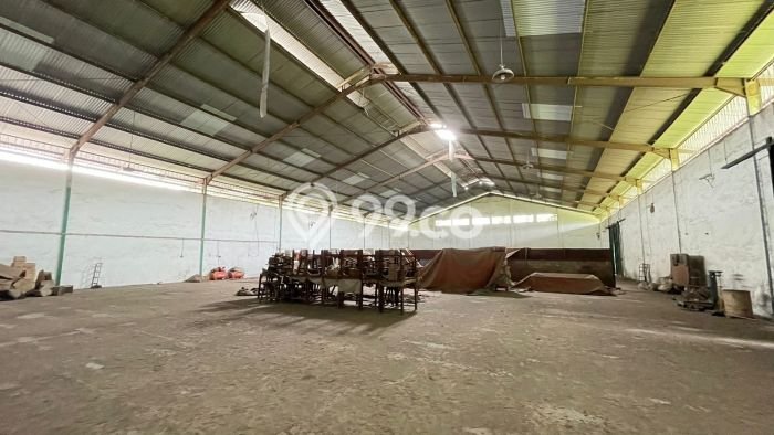 Area Ramai! Gudang Dijual di Driyorejo untuk Bisnis Luas Bangunan 1104m2 Area Ramai! Gudang Dijual di Driyorejo untuk Bisnis Luas Bangunan 1104m2