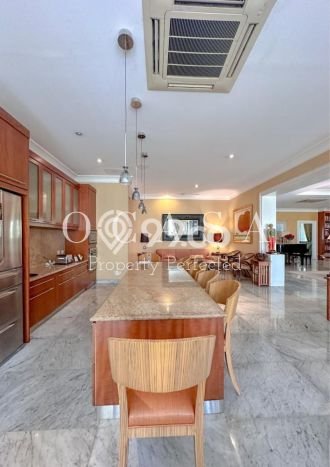 Rumah Mewah Siap Huni LT 785m2 di Menteng, Jakarta Pusat Rumah Mewah Siap Huni LT 785m2 di Menteng, Jakarta Pusat