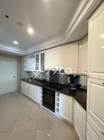 Apartemen Sewa 3 Kamar Hemat Siap Huni di Jakarta Selatan, Luas 192m2 Apartemen Sewa 3 Kamar Hemat Siap Huni di Jakarta Selatan, Luas 192m2